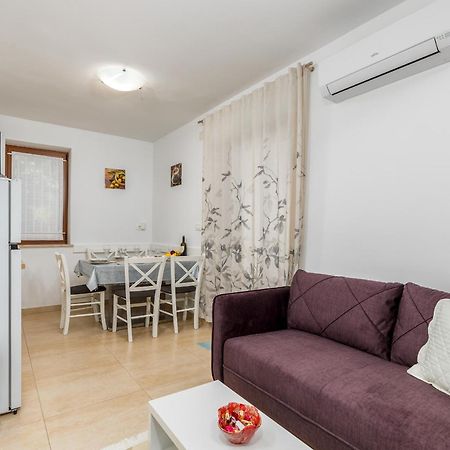Apartman Gardenia Vinkuran Luaran gambar